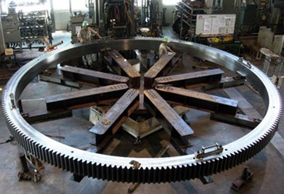 Large slewing bearings